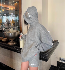 法式紫色小香风外套女2023春新款洋气羊毛短款上衣