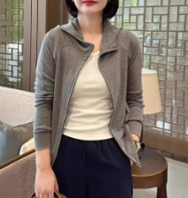 小香风外套女春秋款2023新款微胖mm法式别致娃娃领上衣